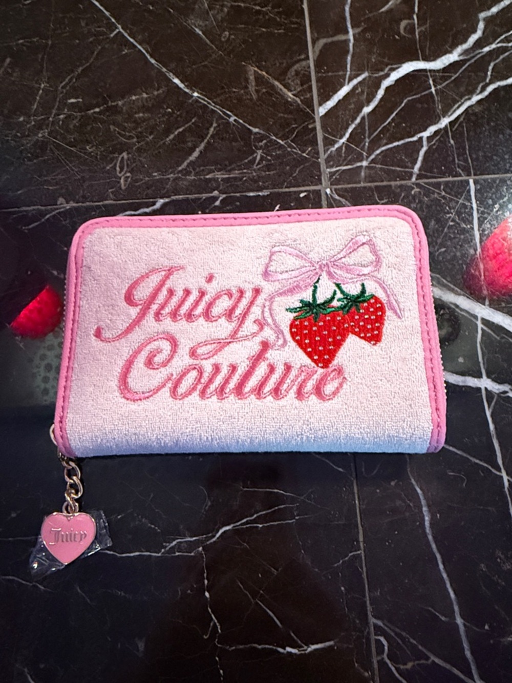Juicy Couture Retro Strawberry Tote powder blush with additional matching wallet - Picture 7 of 8